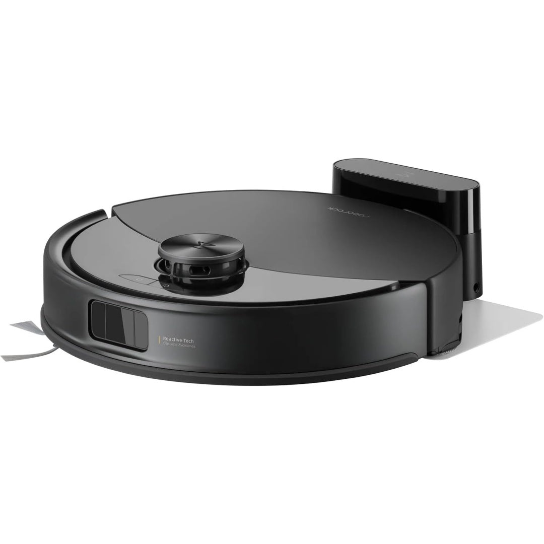 Aspirateur robotise avec collecteur integrant une cartographie des pieces et une navigation laser