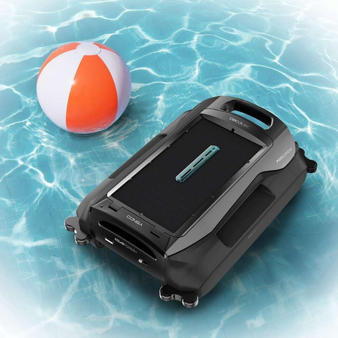 Nettoyeur de piscine, coloris bleu et noir, avec une utilisation sans fil